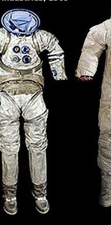 AES Apollo Applications (Chromel-R) spacesuit photograph